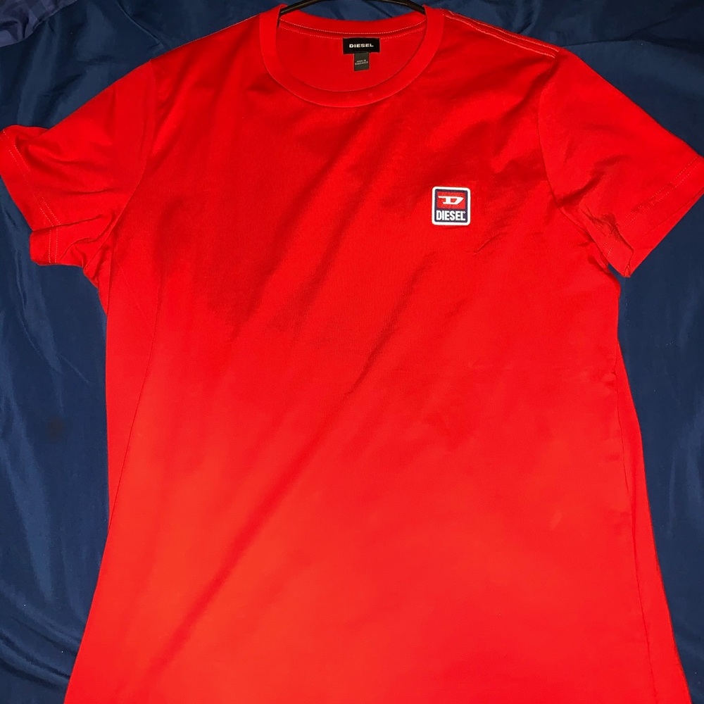 Red Diesel Tee Size L